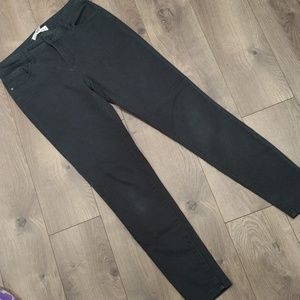 Artisan NY black skinny jeans, size 4